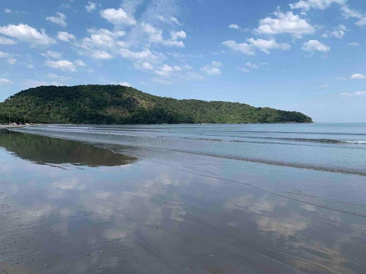Apto Moderno E Completo A 50M Da Praia Villa เบอร์ทีโอกา ภายนอก รูปภาพ
