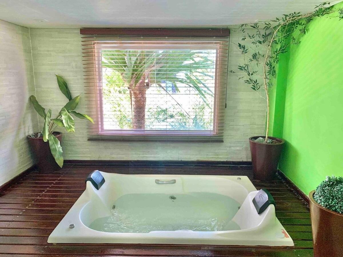 Apto Moderno E Completo A 50M Da Praia Villa เบอร์ทีโอกา ภายนอก รูปภาพ